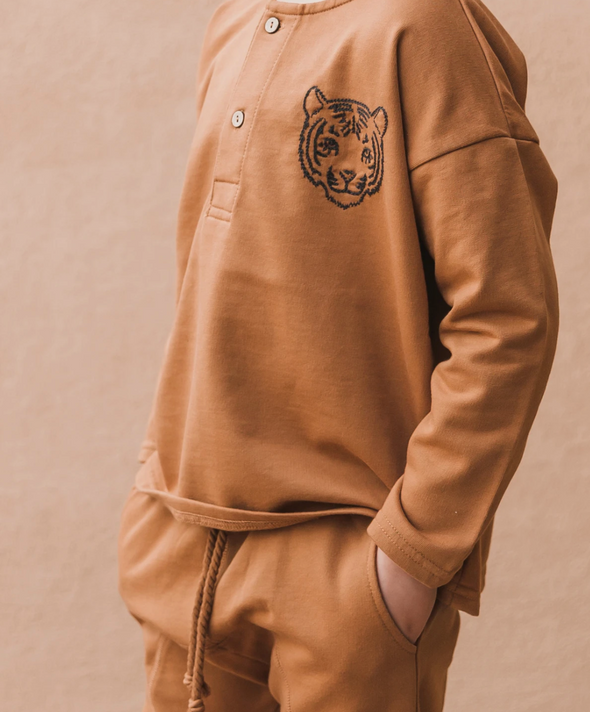 Tiger Henley Sweatshirt (Bronze)